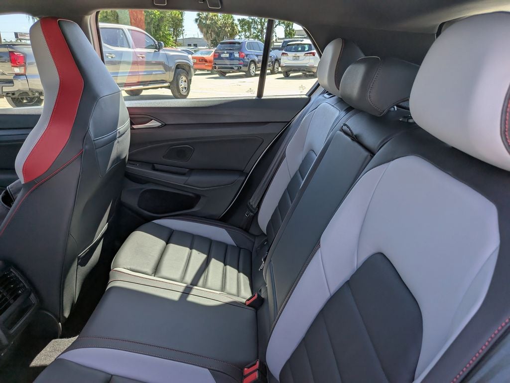 2024 Volkswagen Golf GTI SE