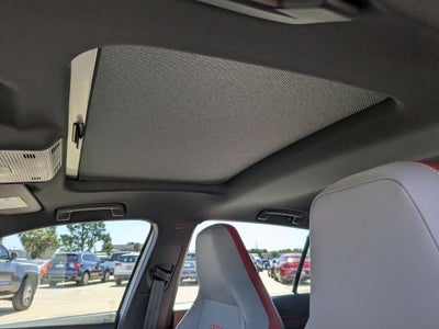 2024 Volkswagen Golf GTI SE