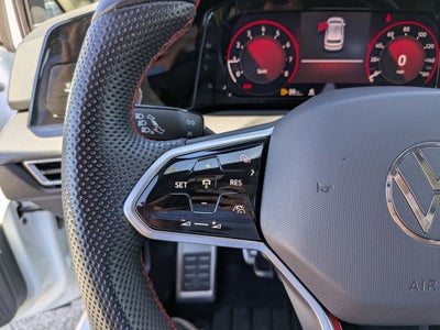 2024 Volkswagen Golf GTI SE