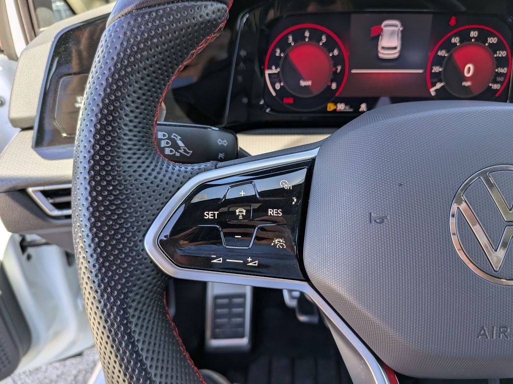 2024 Volkswagen Golf GTI SE