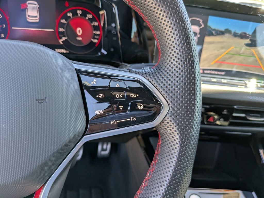 2024 Volkswagen Golf GTI SE