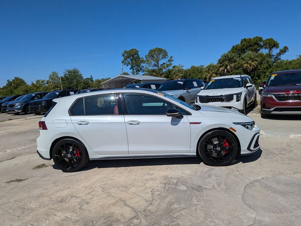 2024 Volkswagen Golf GTI SE