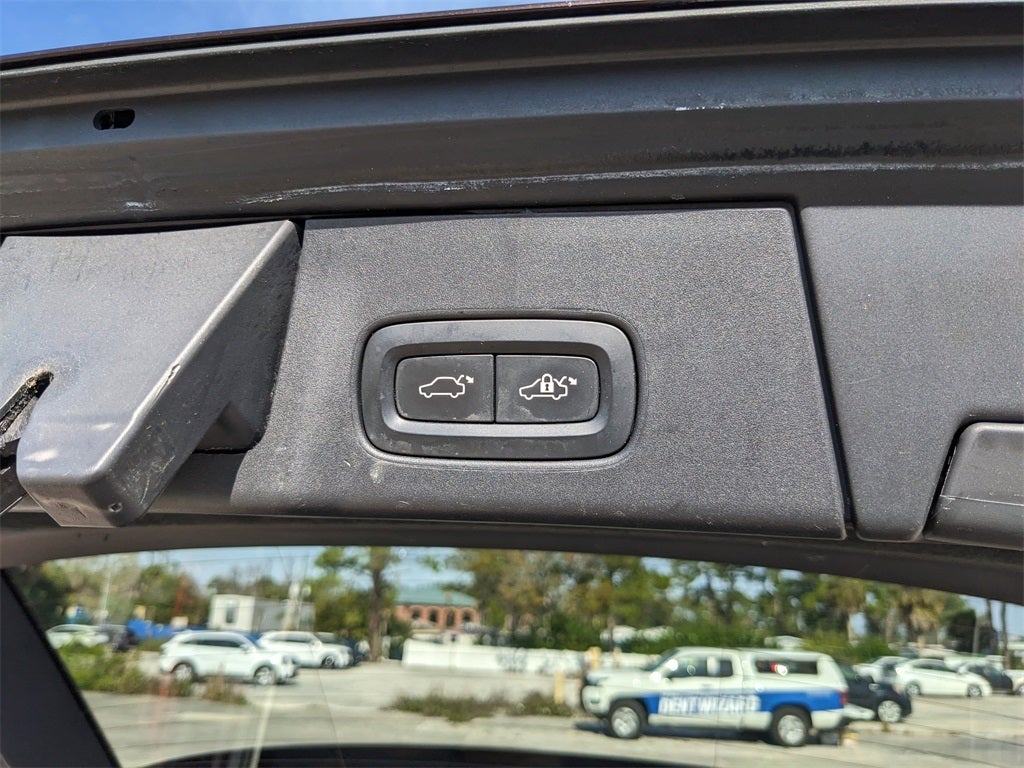 2018 Volvo V90 Cross Country T5