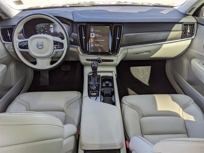 2018 Volvo V90 Cross Country T5