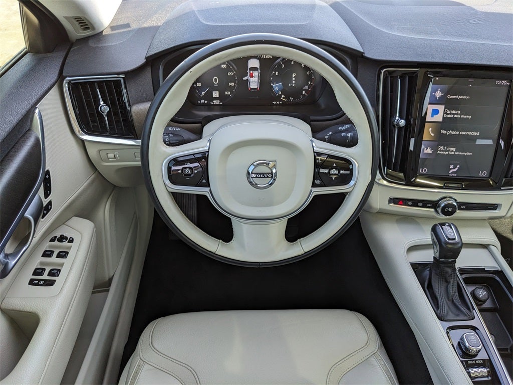 2018 Volvo V90 Cross Country T5