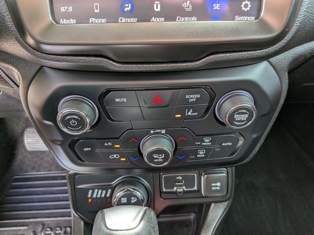 2022 Jeep Renegade Trailhawk