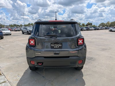 2022 Jeep Renegade Trailhawk