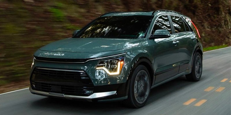 The driving performance of the 2025 Kia Niro in New Port Richey, FL