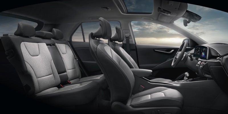 The interior of the 2025 Kia Niro in New Port Richey, FL