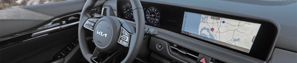 The center console of the 2025 Kia Seltos in New Port Richey, FL